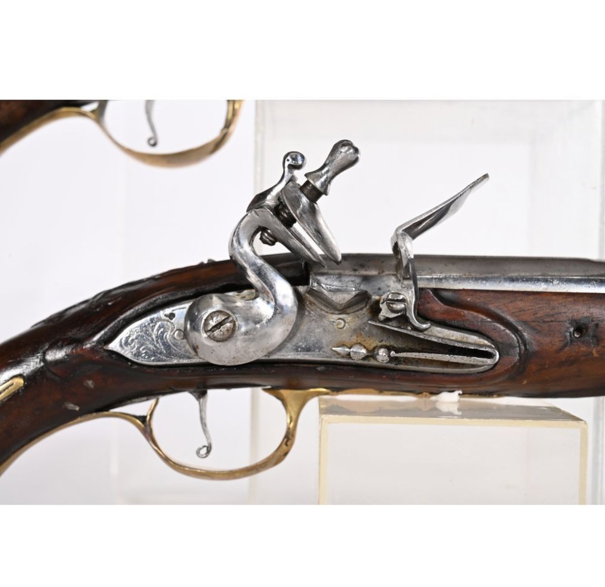 Pair Of Louis XVI Pistols. Brass Furniture. Late 18th Century. L.32.-photo-2
