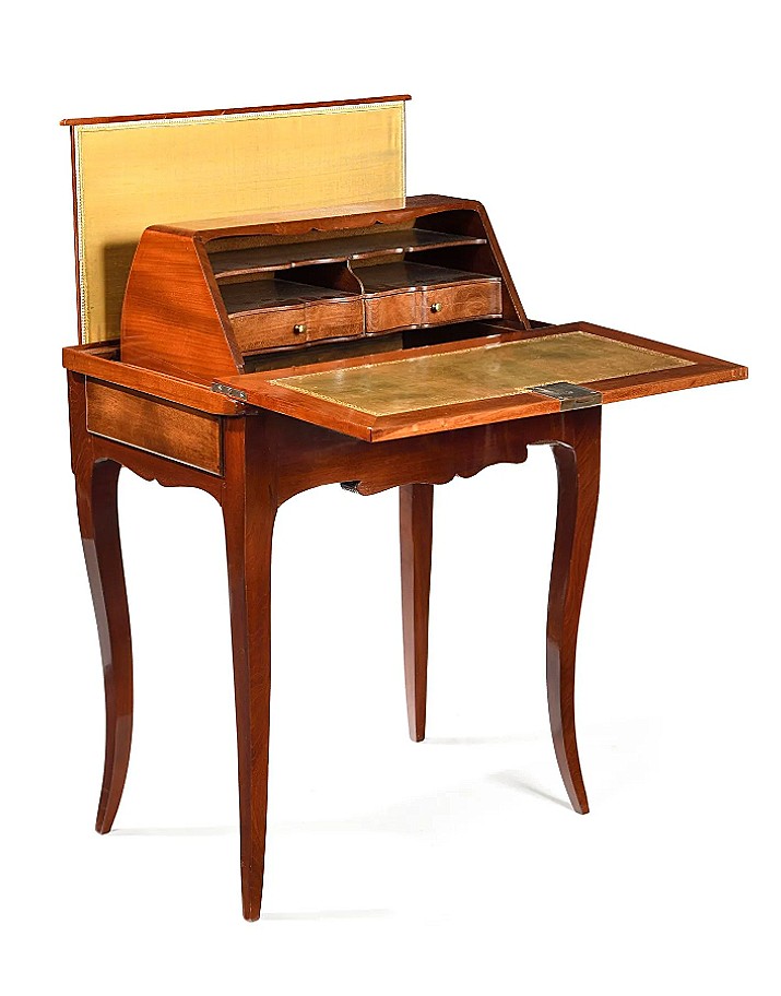 Bureau Capucin à écran
