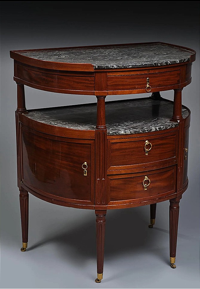 Bedroom Or Bathroom Chest Of Drawers