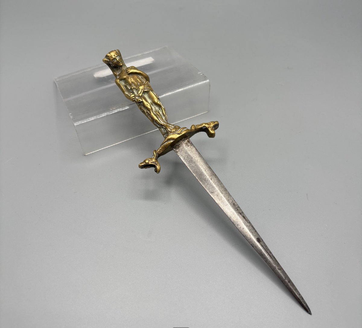 Athamé d’époque Art Nouveau, à la symbolique ésotérique