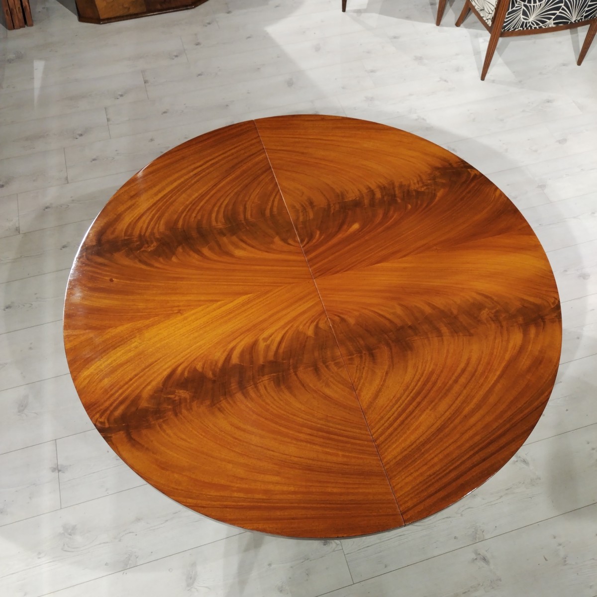 Art Deco Round Dining Table-photo-3