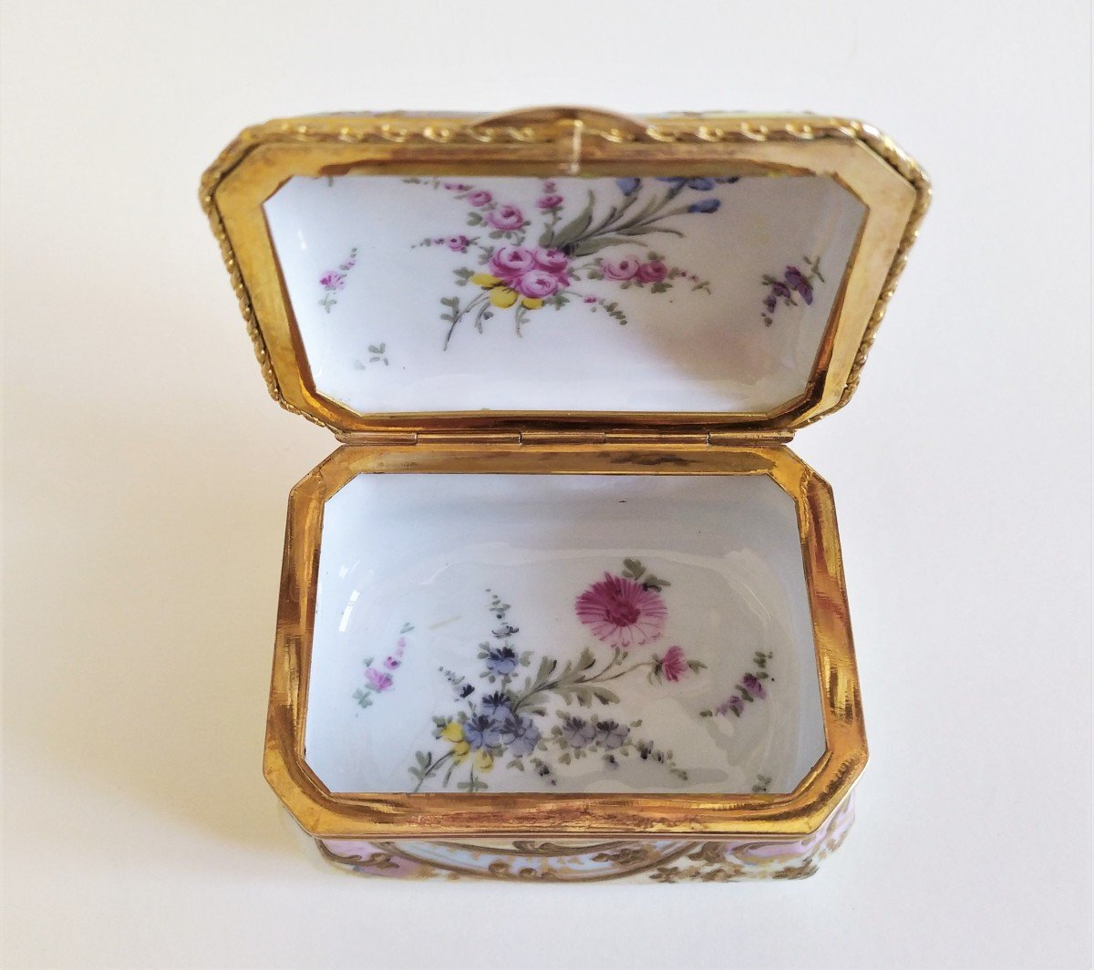 Boîte Bijoux En Porcelaine Peinte à La Main Ancienne-photo-4