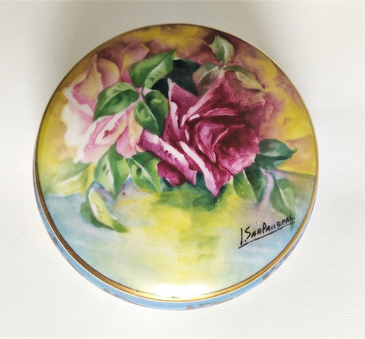 Hand Painted Limoges Porcelain Candy Box-photo-1