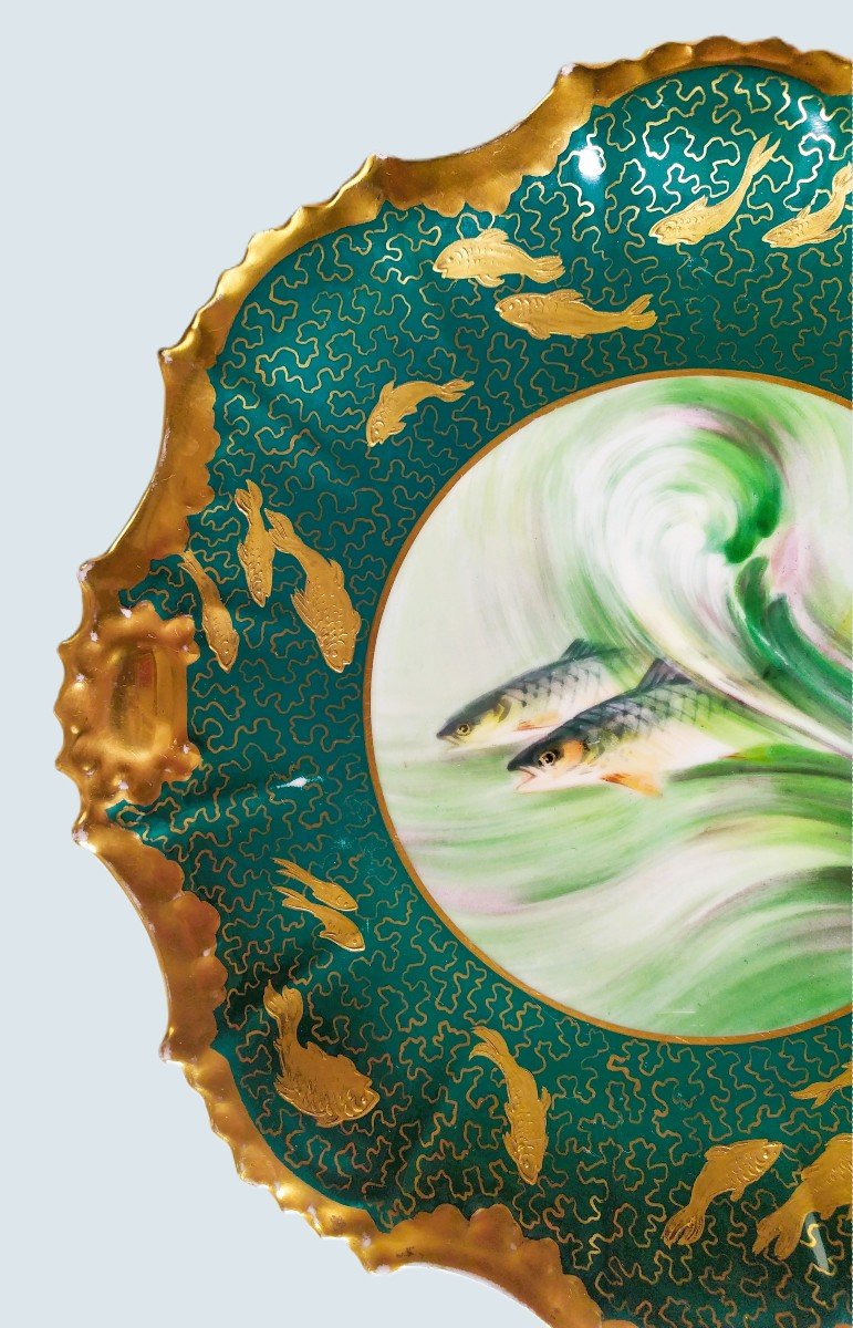 Assiette En Porcelaine De Limoges Décor Poissons Peint à La Main -photo-3