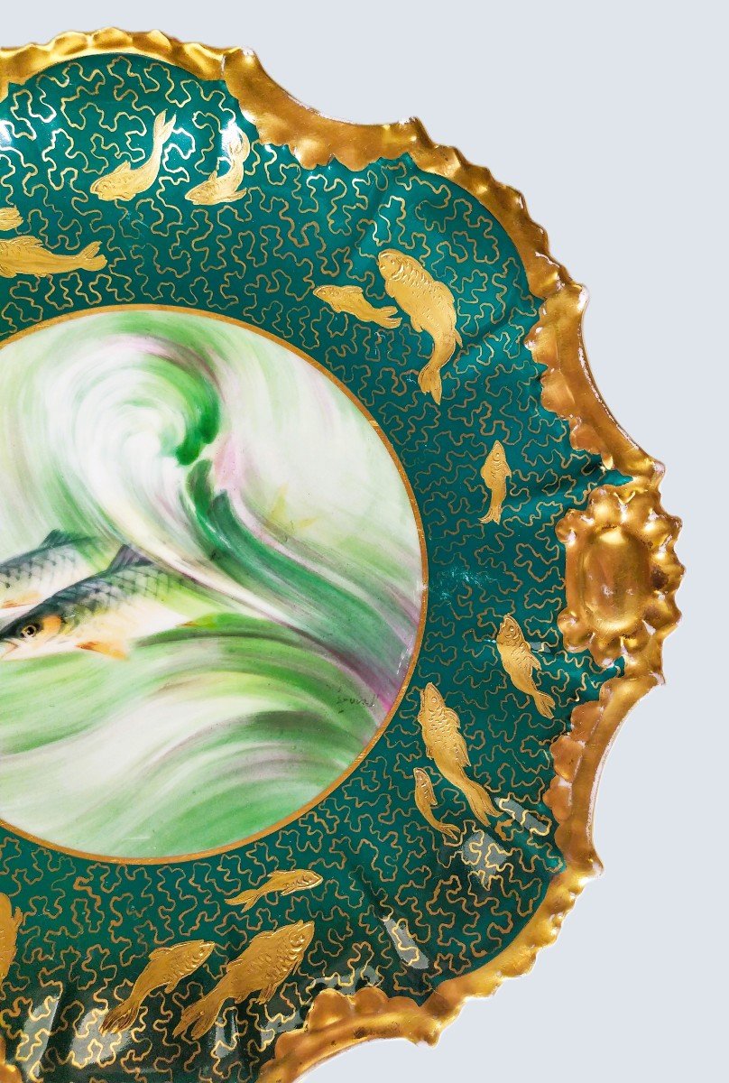 Assiette En Porcelaine De Limoges Décor Poissons Peint à La Main -photo-4