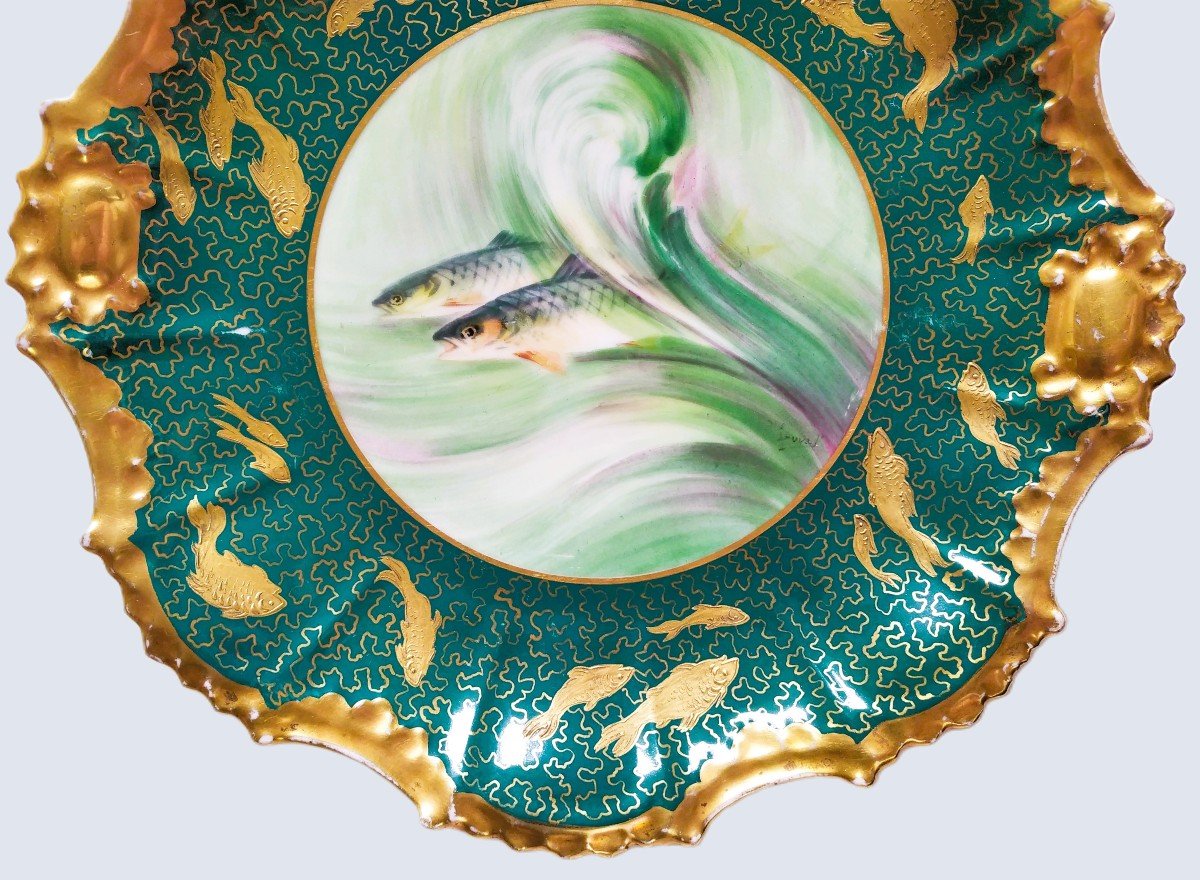 Assiette En Porcelaine De Limoges Décor Poissons Peint à La Main -photo-1