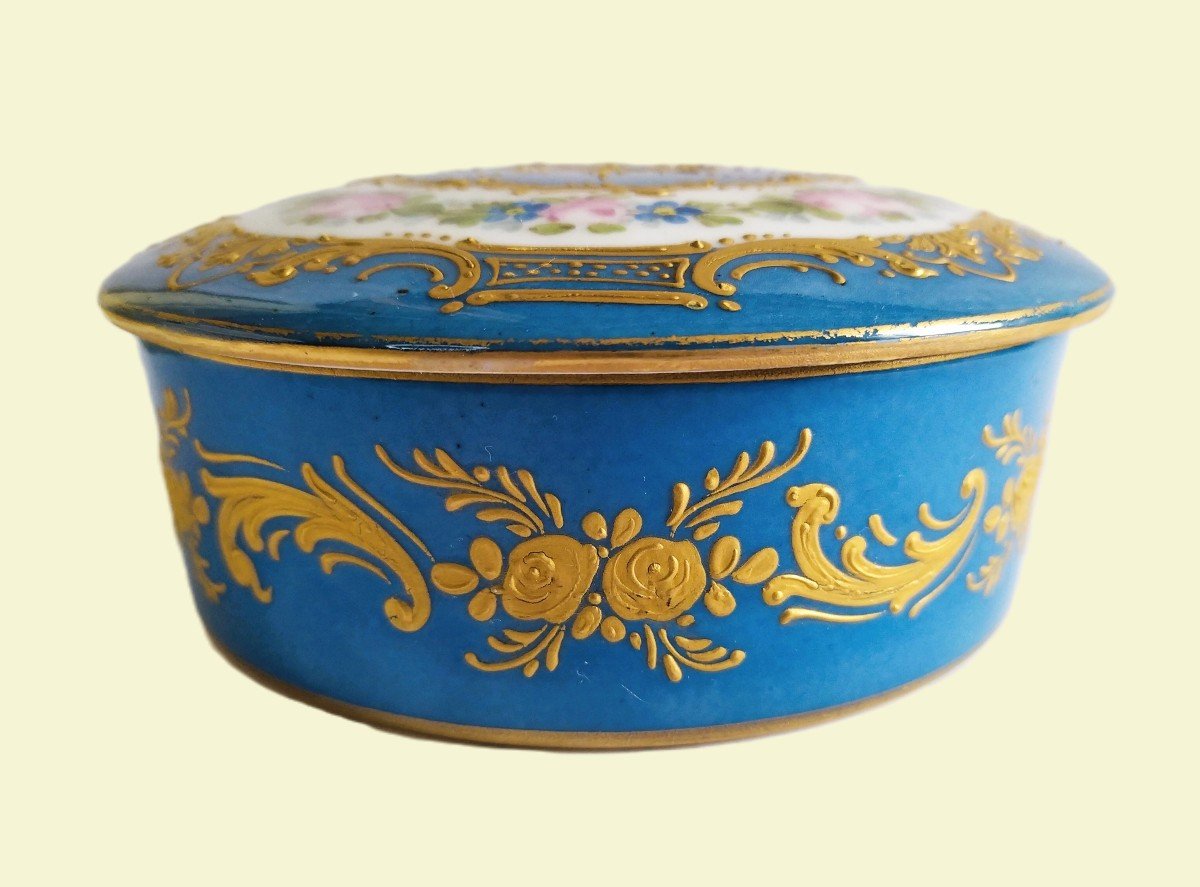 Hand Painted Porcelain Candy Box Manufacture Rebais-photo-2
