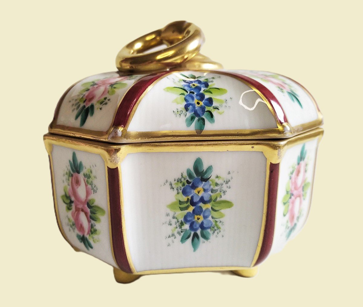 Limoges Hand Painted Porcelain Candy Jewelry Box-photo-4