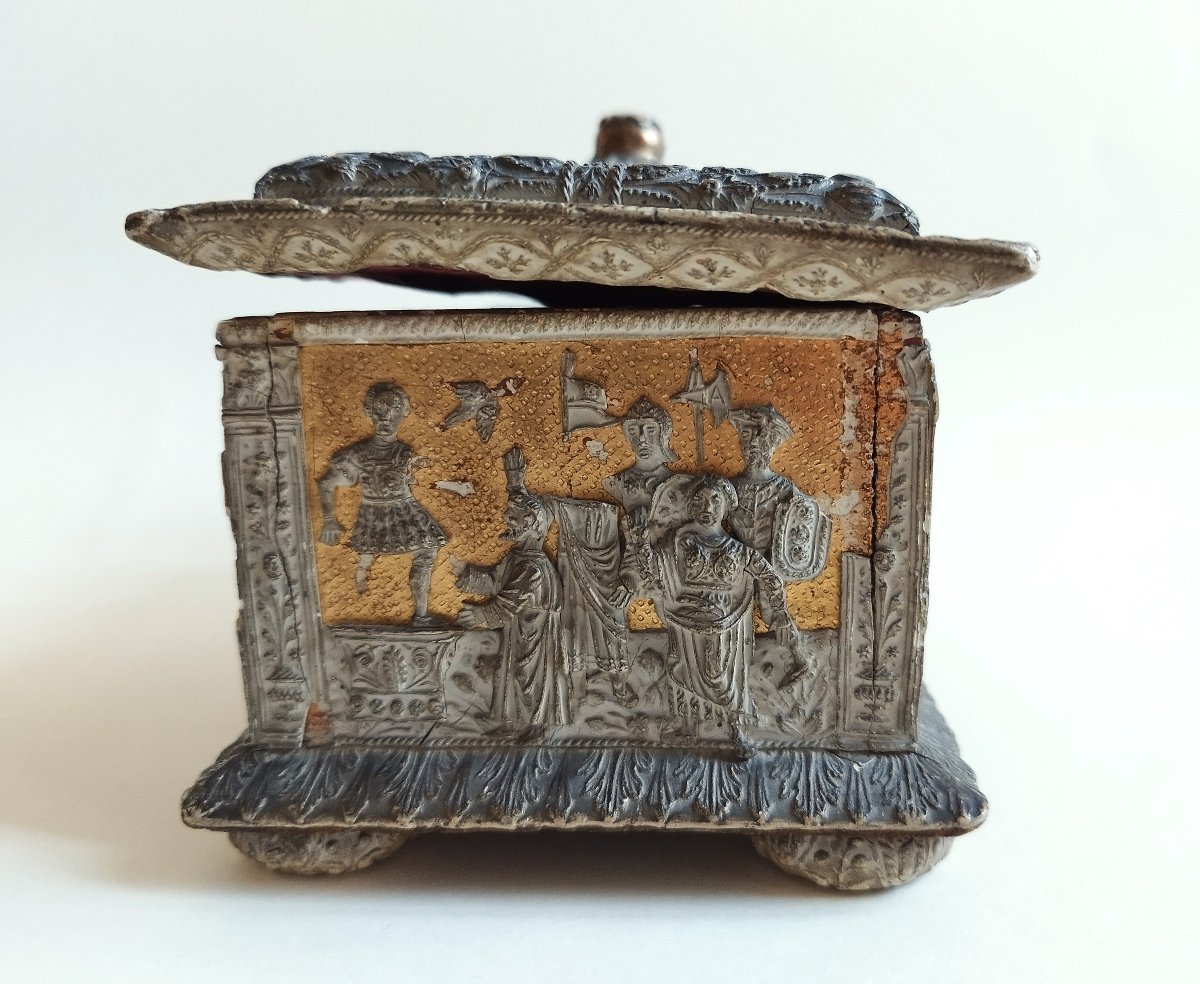 Italian Pastiglia Box 15th Century-photo-4