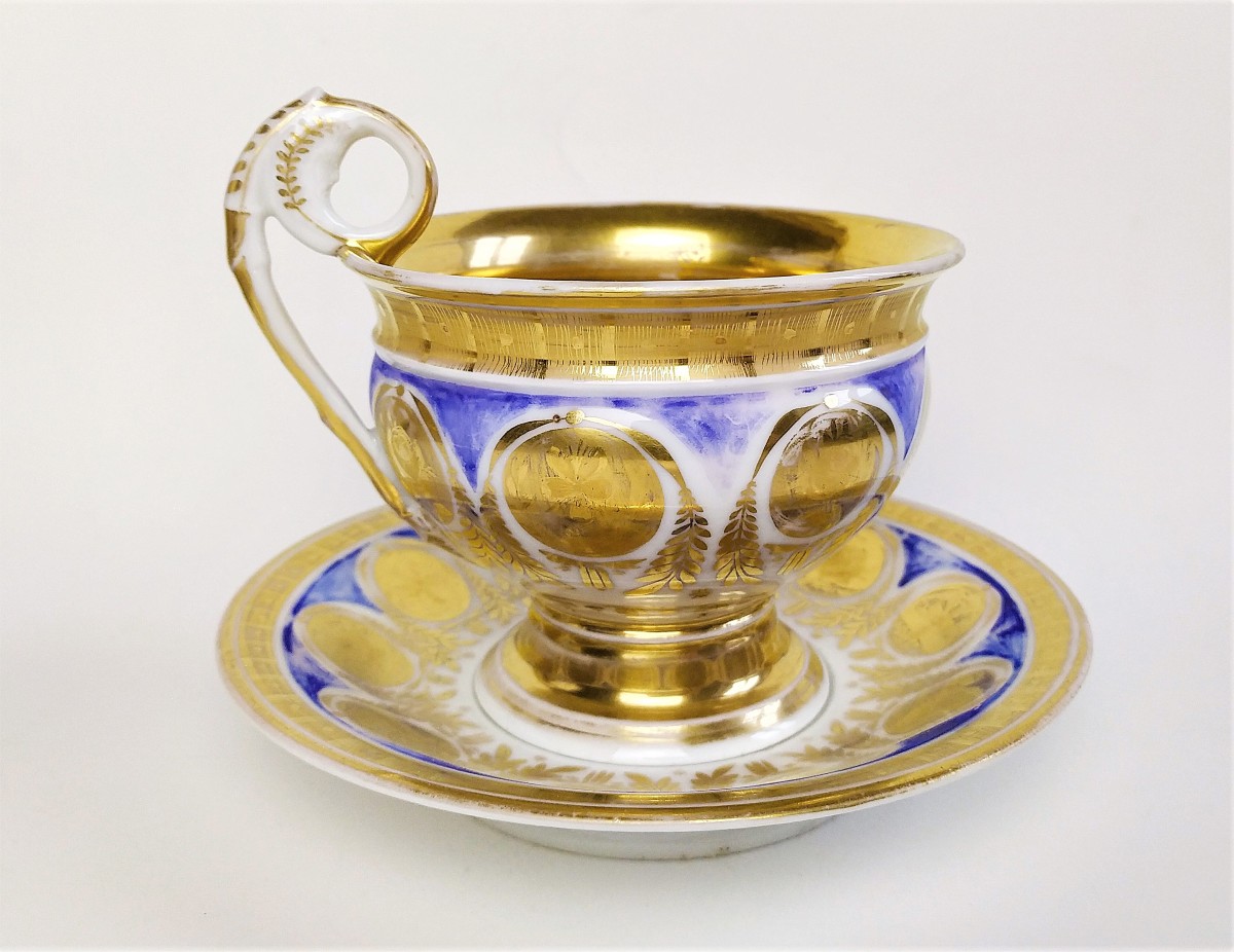 Grande Tasse à Chocolat En Porcelaine de Paris Peinte  à la Main19ème