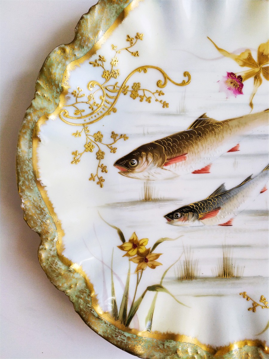 Assiette Décorative En Porcelaine Peinte Décor Poissons Limoges -photo-4