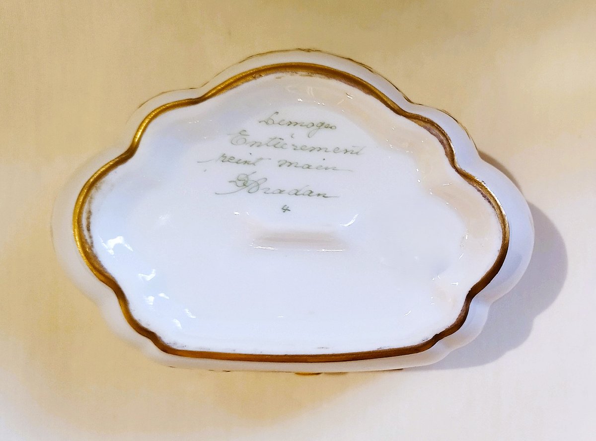 Limoges Boîte à bijoux en Porcelaine Peinte à la main  signé-photo-4