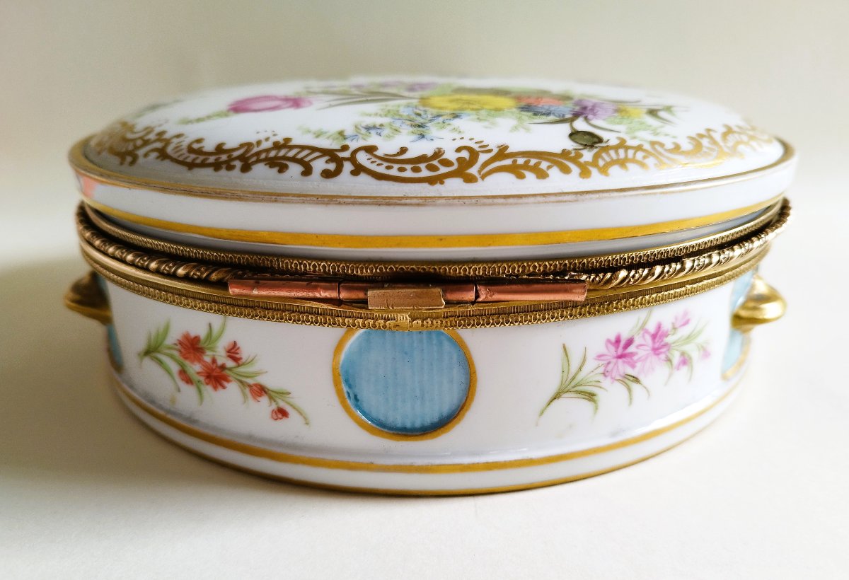 Très grande boîte en porcelaine ancienne peinte à la main Allemagne 19ème-photo-2