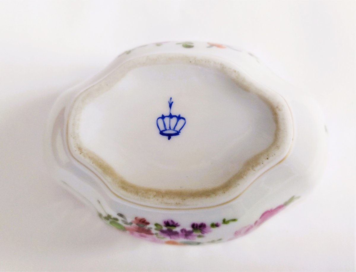  Donath Dresden  Hand Painted Porcelain Scalloped Bowl With Floral Decor-photo-2