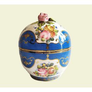 Grande Boite En Porcelaine Peinte à La Main 19ème