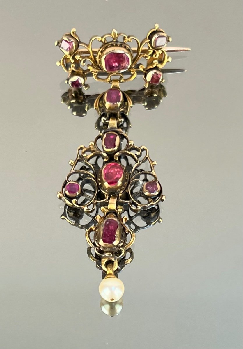 Bijou En Or, pierres rouge Et Perle , XVIIIème Siècle