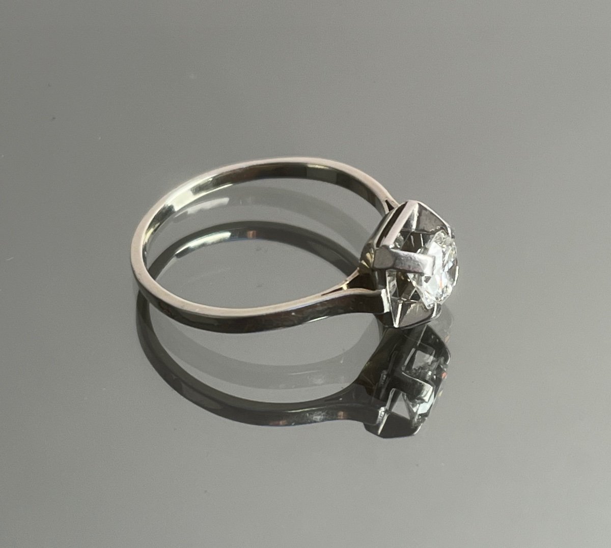 Bague Solitaire En Or Gris Et Platine  époque Art Déco-photo-3