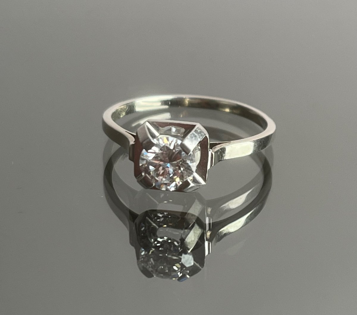 Bague Solitaire En Or Gris Et Platine  époque Art Déco-photo-2