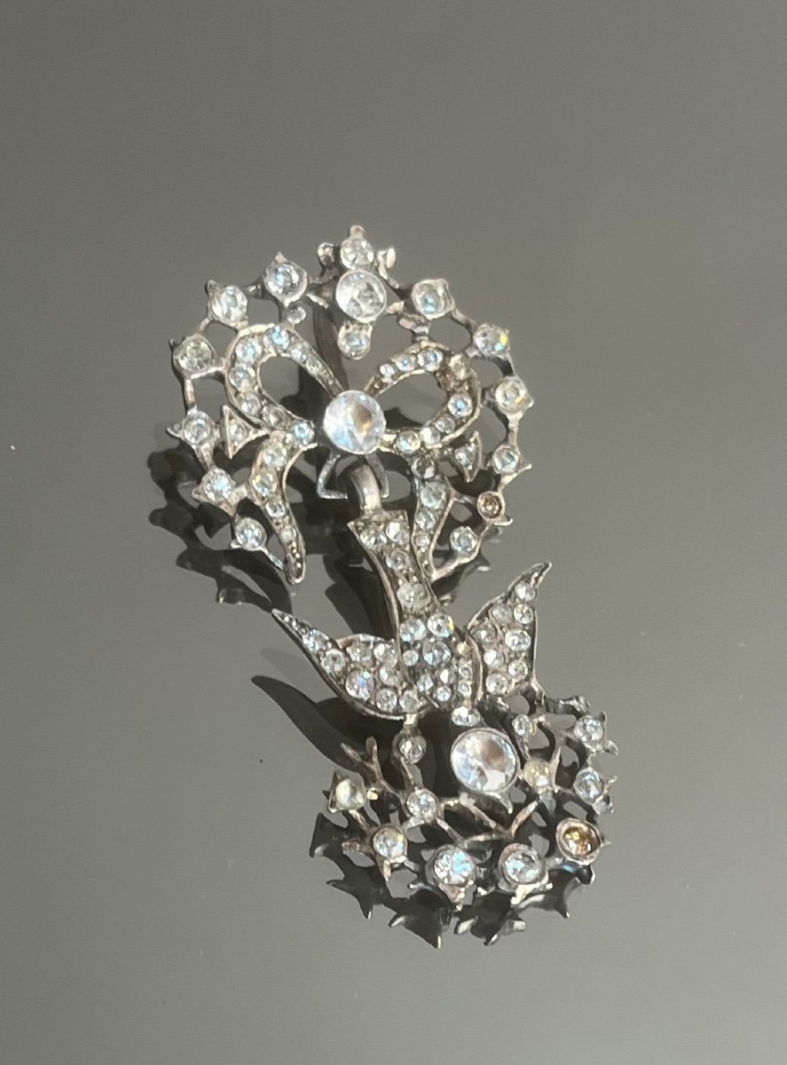 Norman Holy Spirit, Pendant In Silver And Rhinestones From The 19th Century
