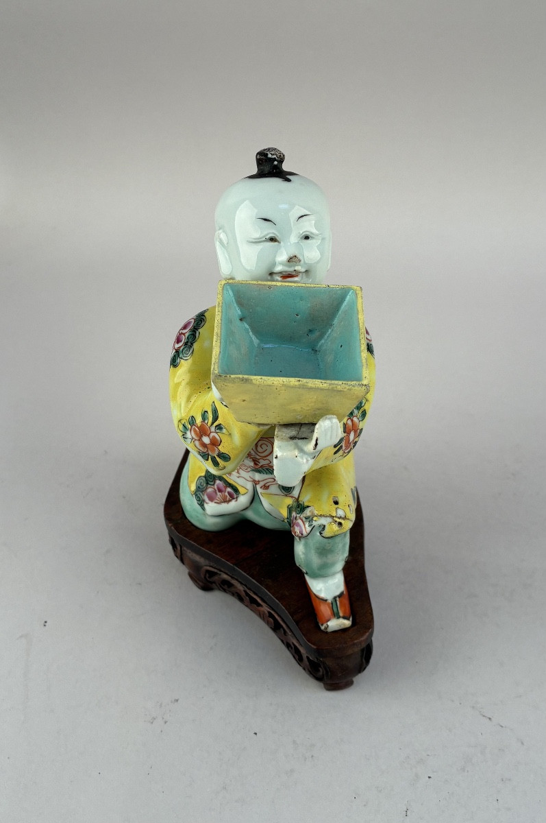 Personnage chinois en porcelaine  de Chine Fin du XVIIIème siècle.-photo-3