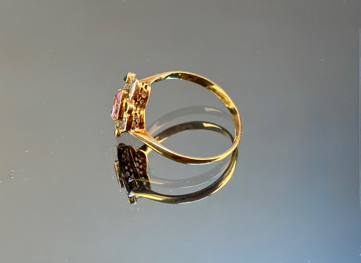 Bague en or et pierres d'imitation d'époque fin XIXème, début du XXème siècle-photo-2