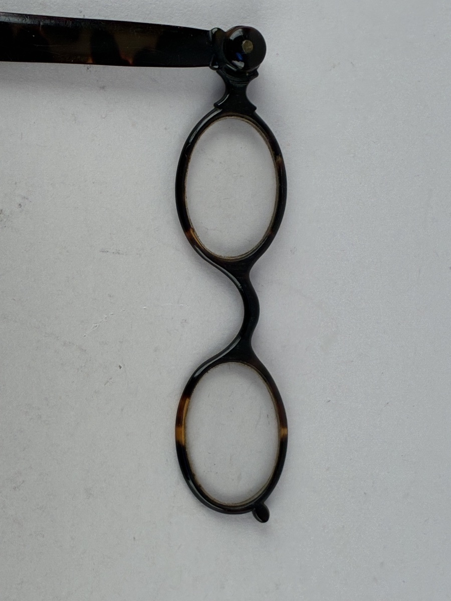 Face à main en écaille avec couronne comtale , XIXème siècle-photo-4