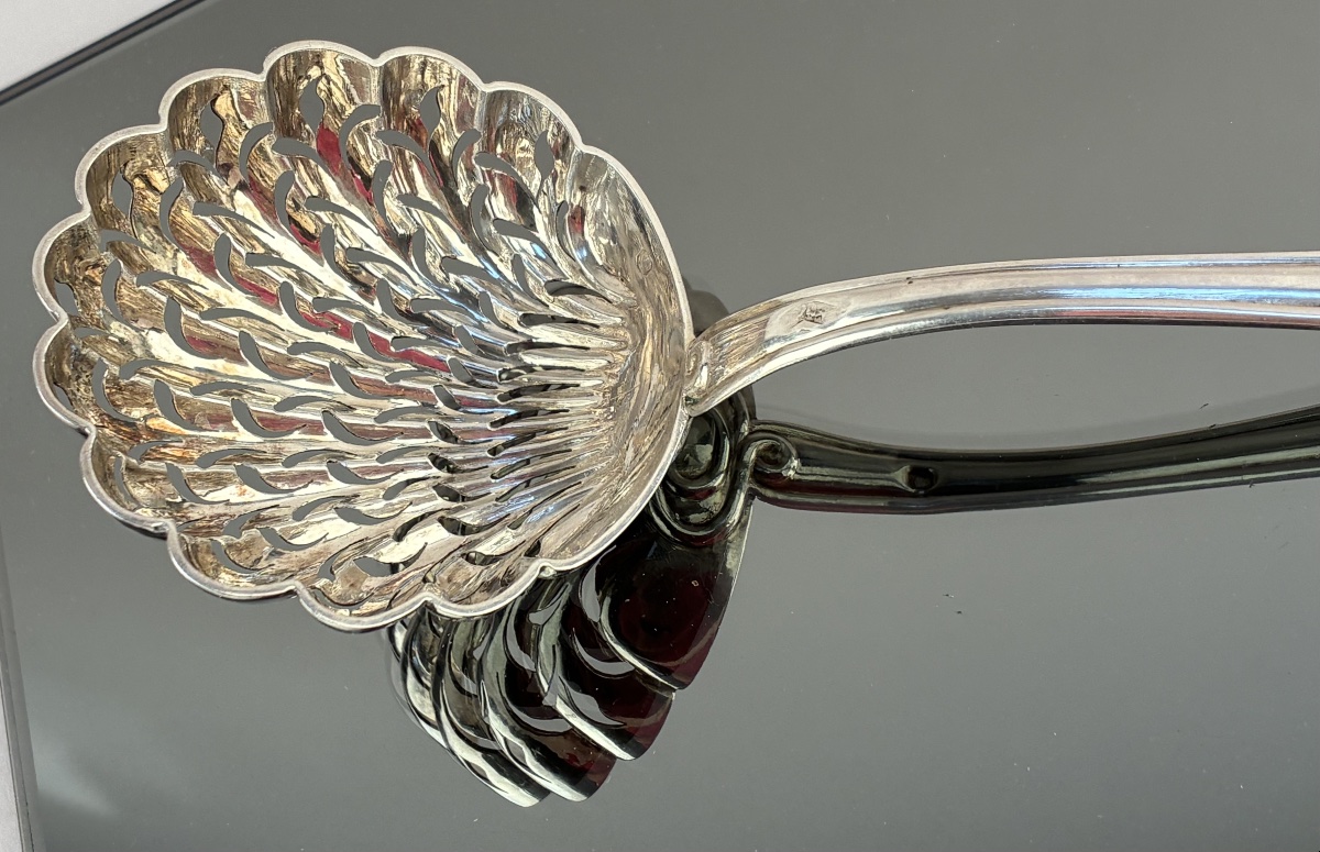 Silver Sugar Sprinkler Spoon, Mid-19th Century, Thomas &amp; Hénin-photo-2