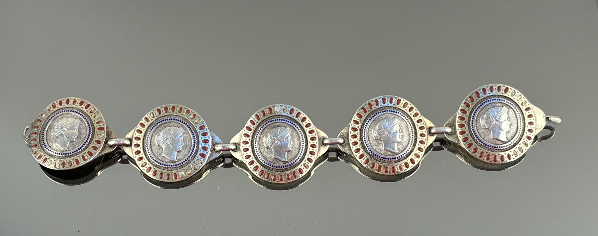 Bracelet en argent et émail  composé de cinq médaillons avec tête de Cérès.  M.O : GUEYTON-photo-2