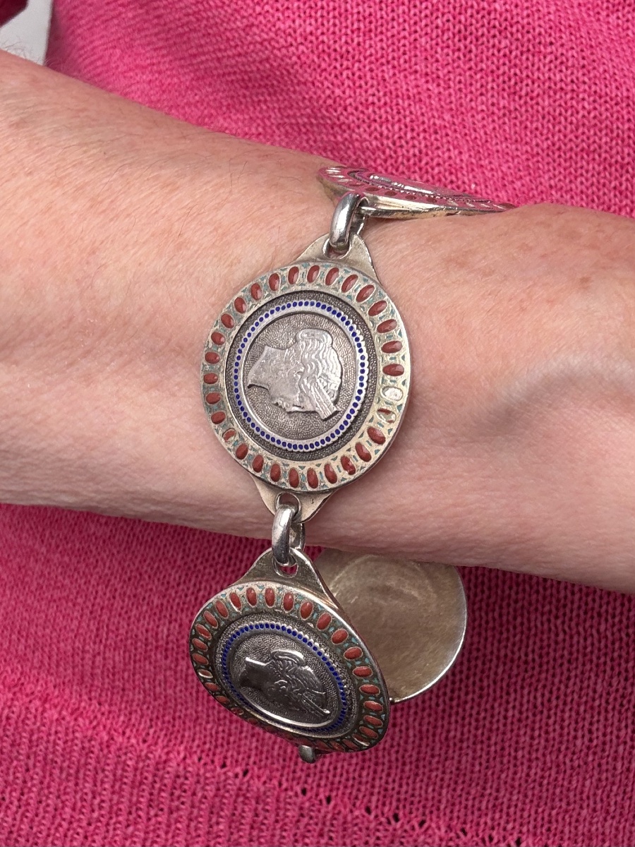 Bracelet en argent et émail  composé de cinq médaillons avec tête de Cérès.  M.O : GUEYTON-photo-3