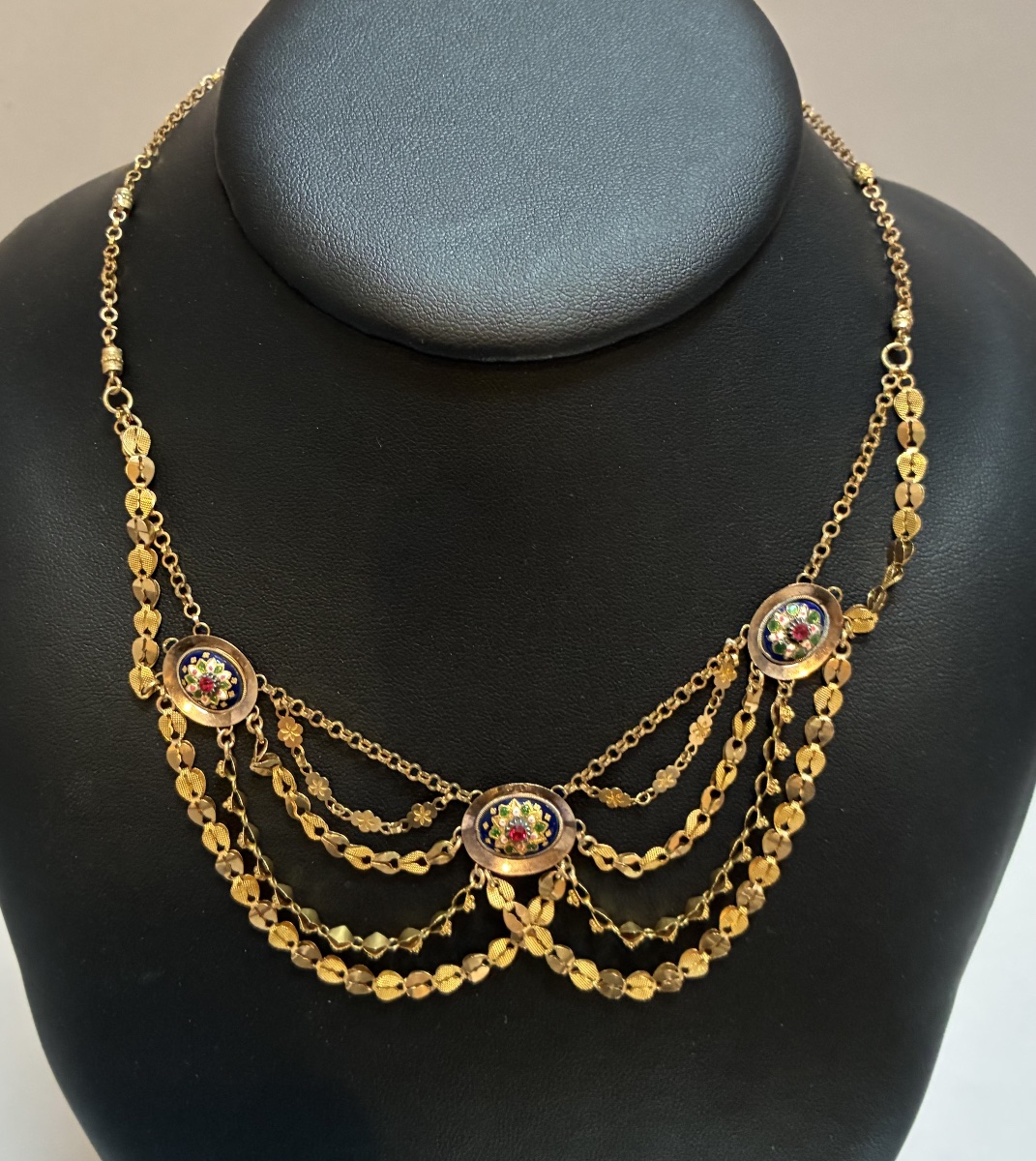 Collier dit "en esclavage" en or et émaux  d'époque XIXème siècle