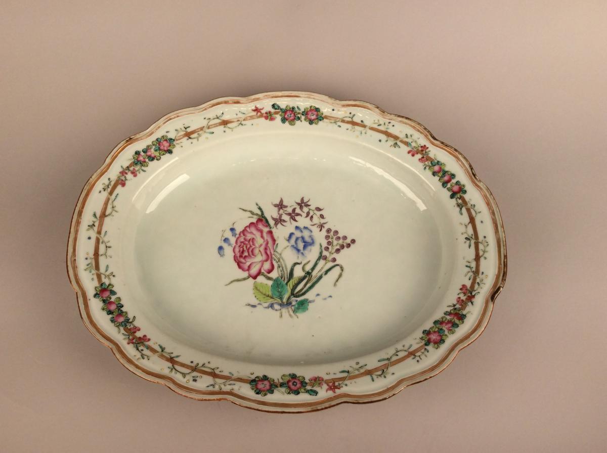 Oval Dish In Eighteenth-century India Company-photo-3