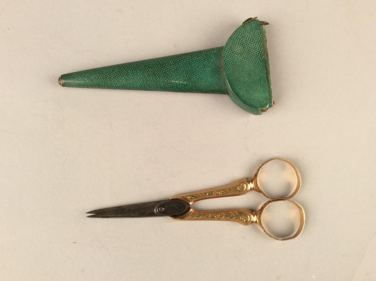 Pair Of Scissors In Gold And Steel Of The Nineteenth Century-photo-3