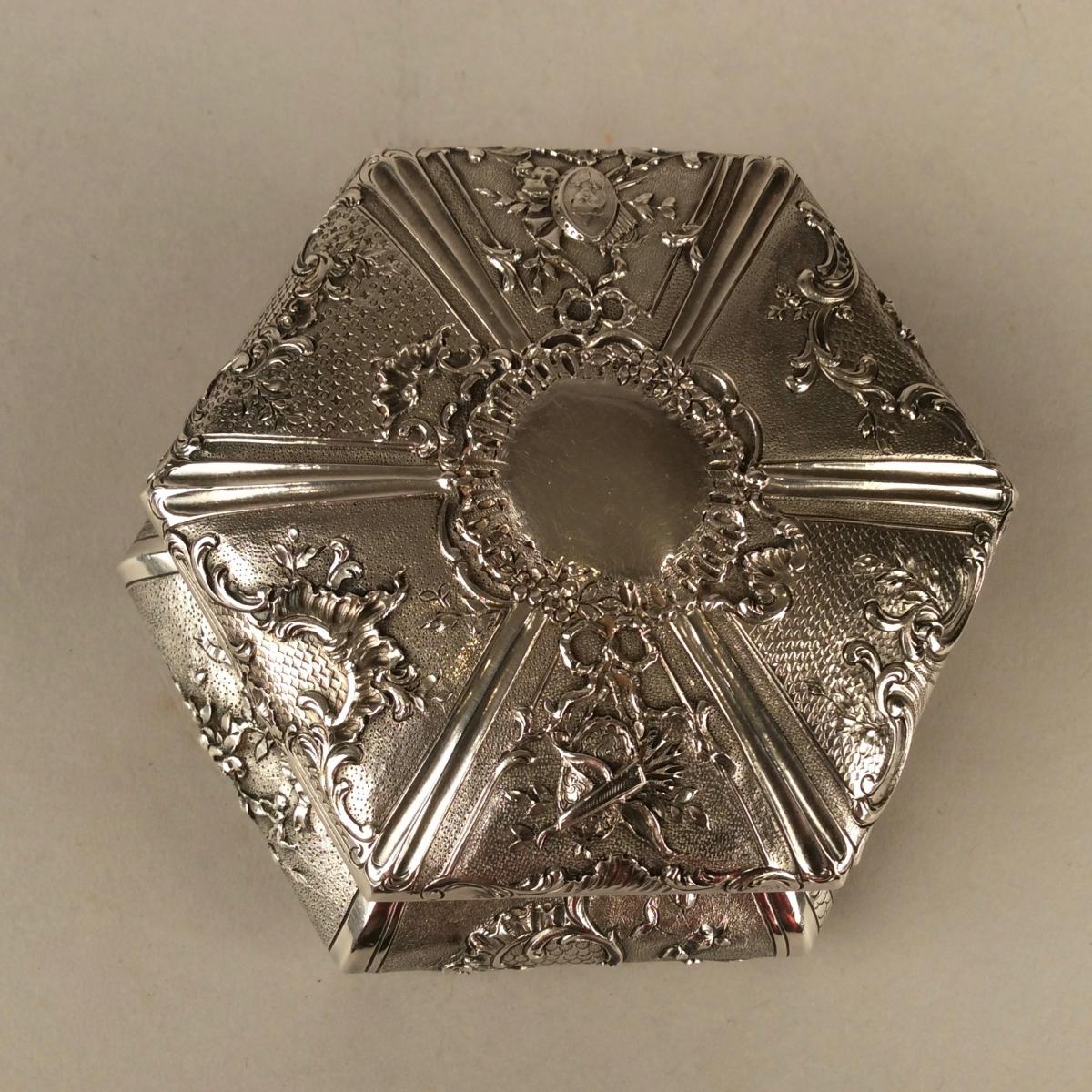 Boîte Hexagonale En Argent Du XIXème Siècle