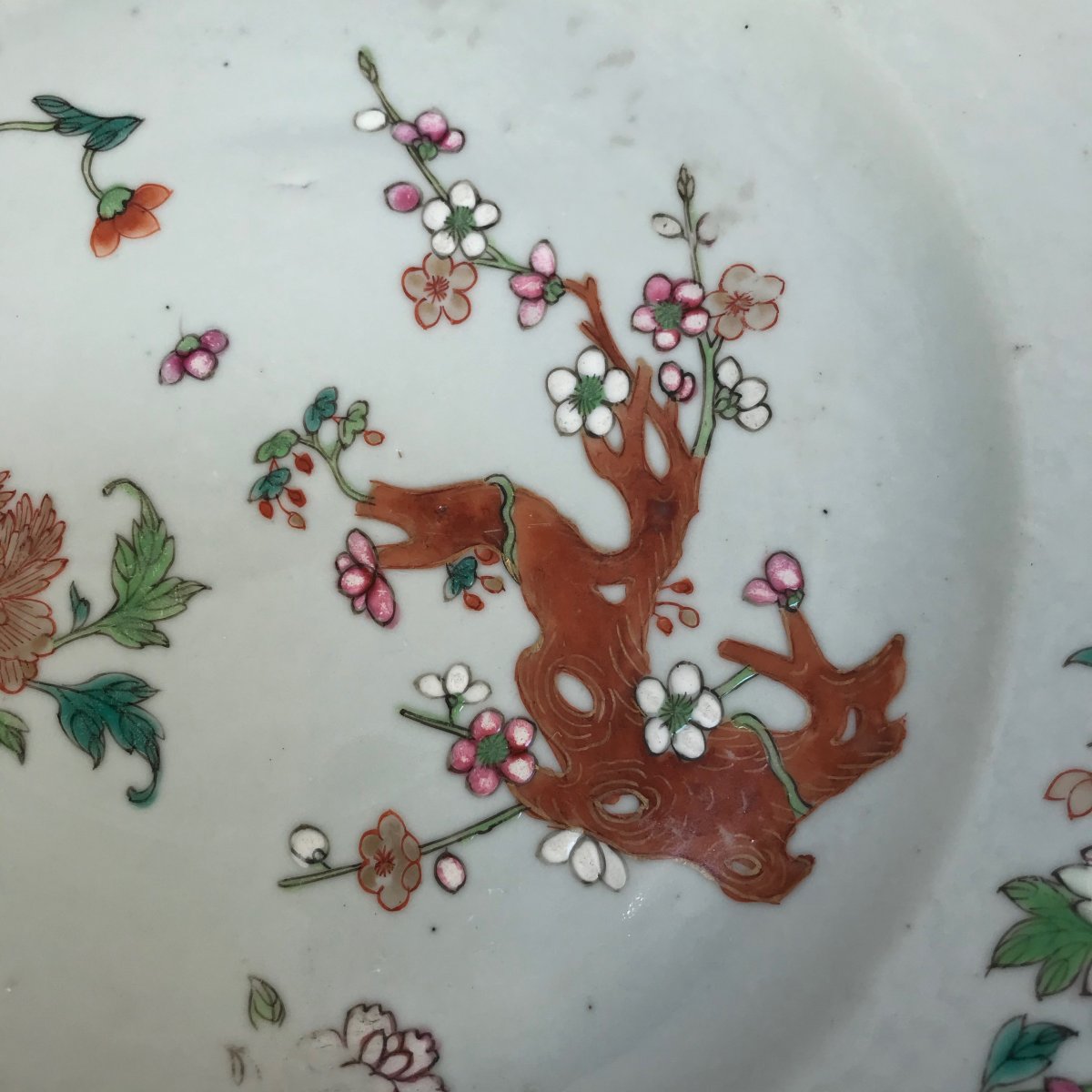 China Qianlong. Plate With Decor Of Bunch Of Prunus And Peony. Pink Family-photo-2