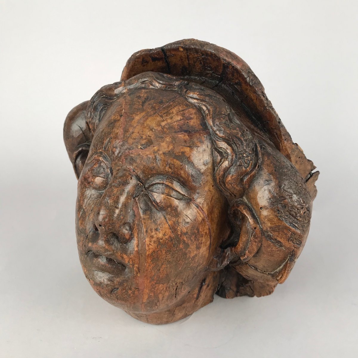Head Of A Woman In Carved Wood From The XVIth Century-photo-2