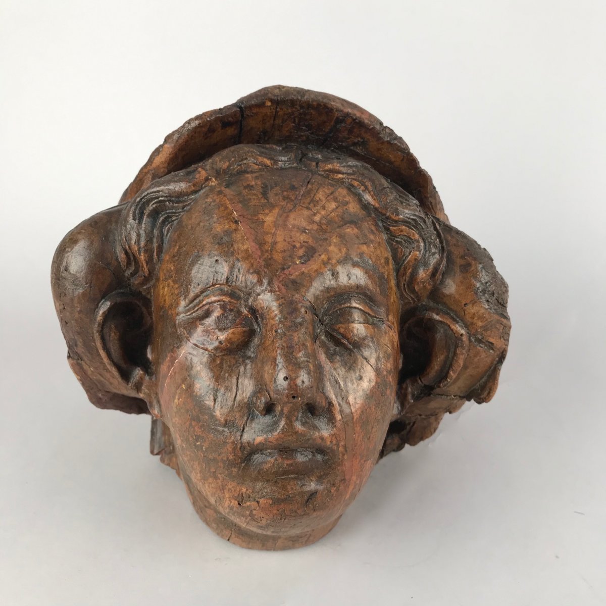 Head Of A Woman In Carved Wood From The XVIth Century-photo-3
