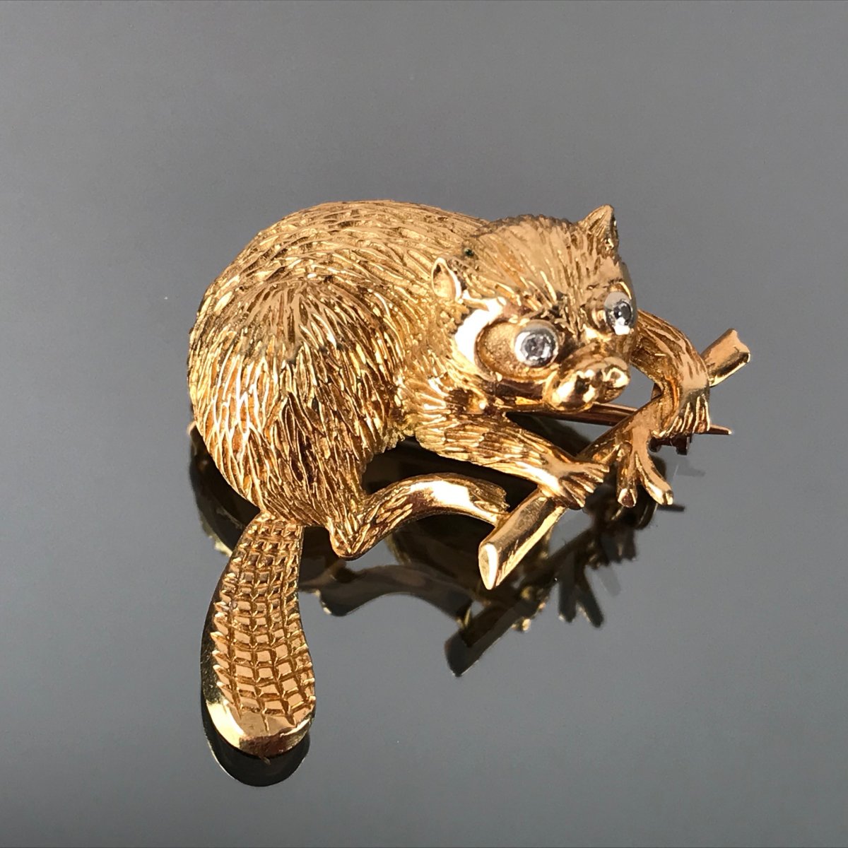 Gold And Diamond Brooch : "beaver"-photo-4