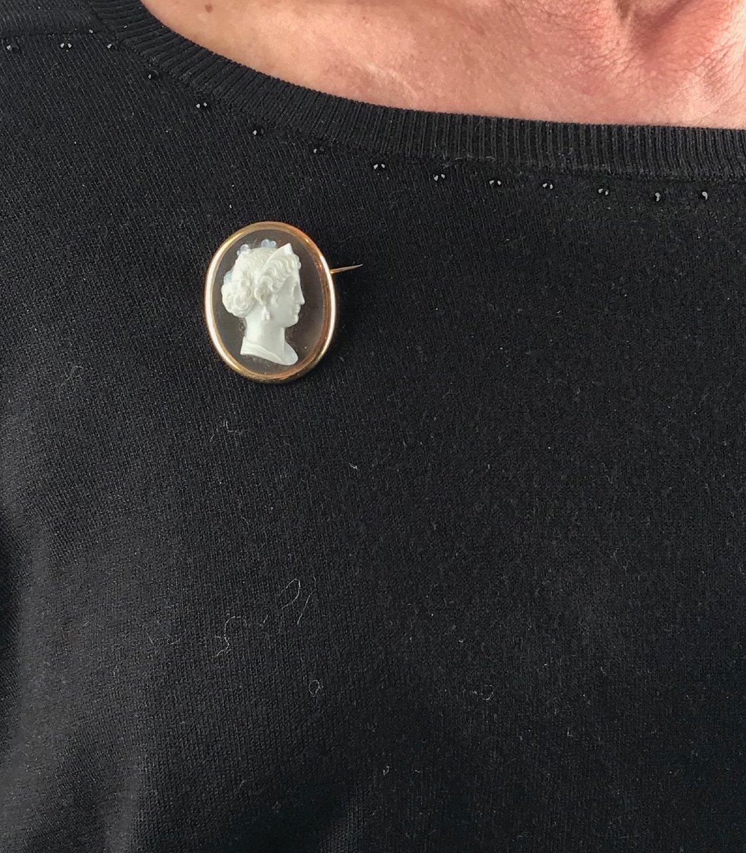 Broche En  Or Sertie d'Un Camée  Tête De Femme  d'époque Napoléon III -photo-4