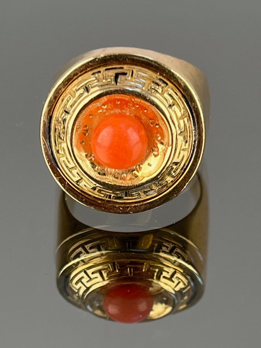 Signet Ring In Gold And Coral Pearl With Napoleon III Motif-photo-6