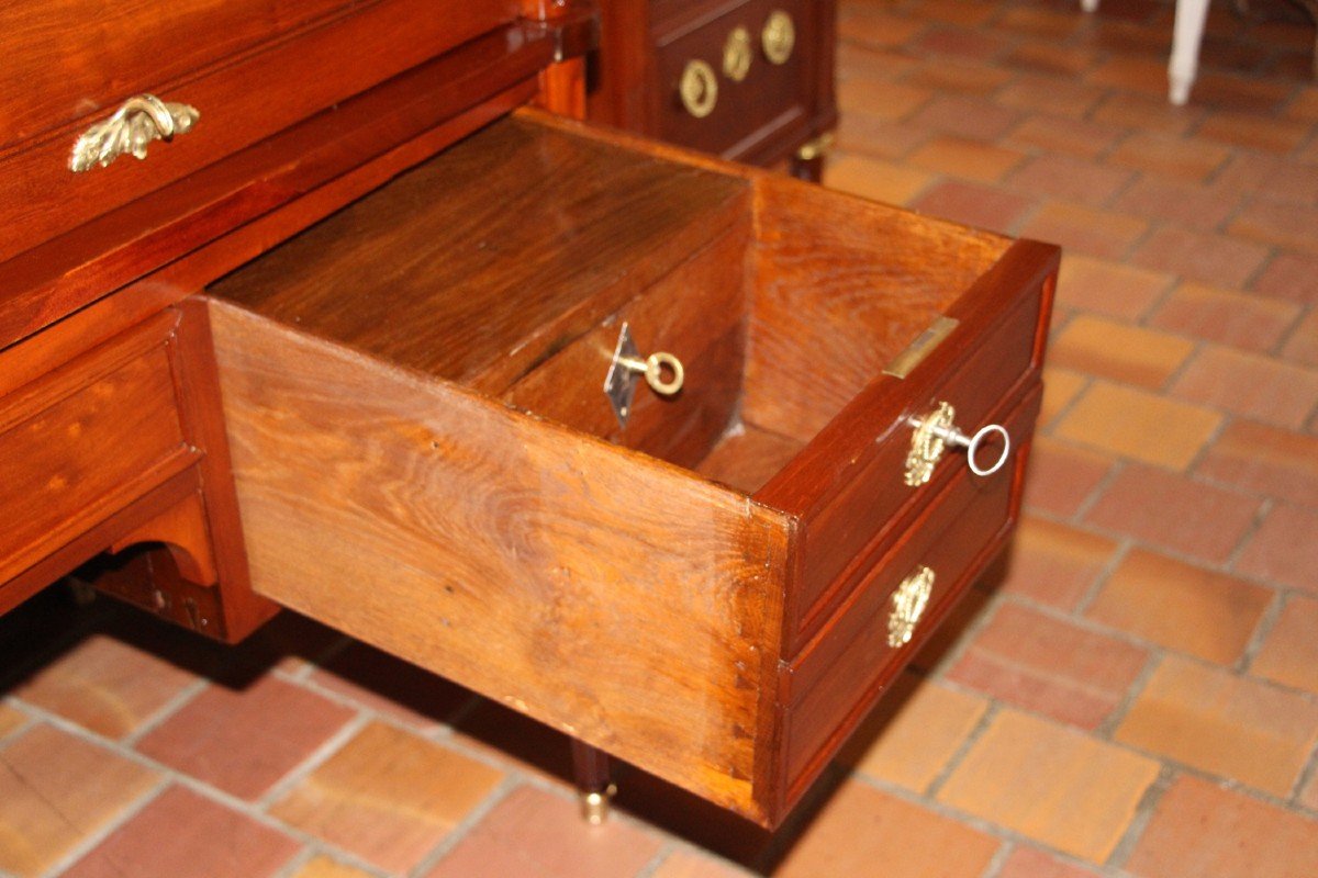 Large Cylinder Desk From The Louis XVI Period-photo-8