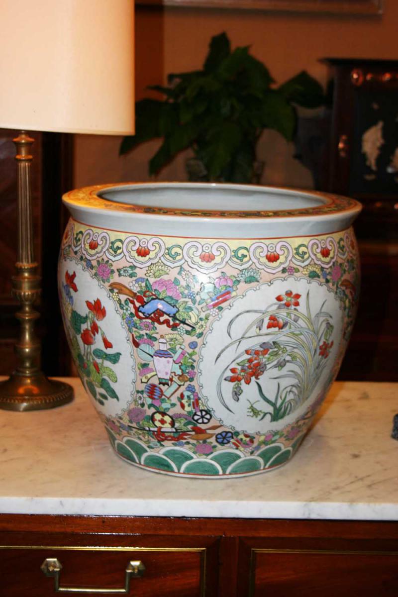 Large Porcelain Fish Vasque