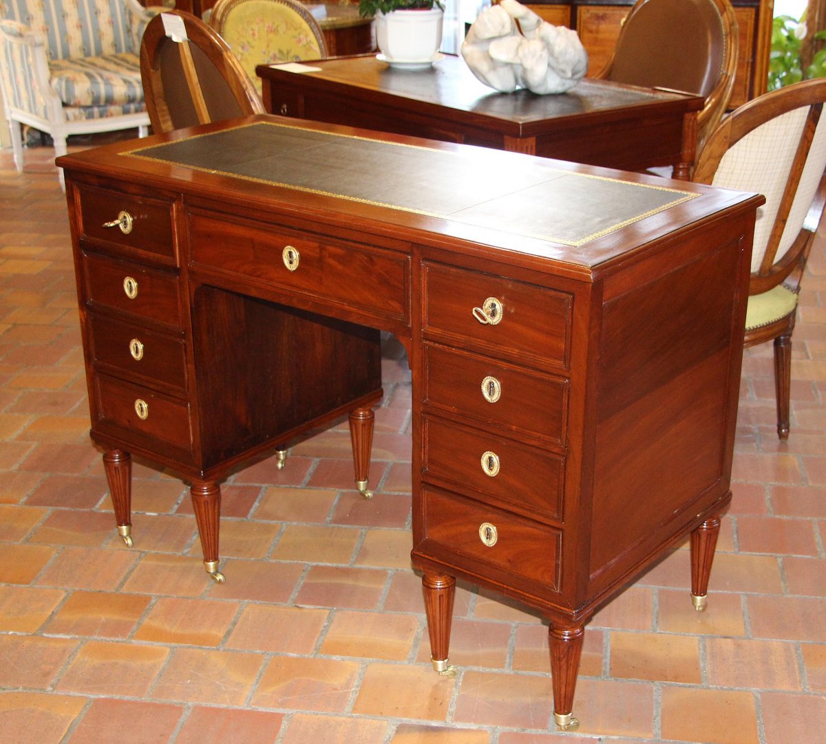 Bureau à Caissons D’époque Louis XVI, Estampillé C C Saunier-photo-1
