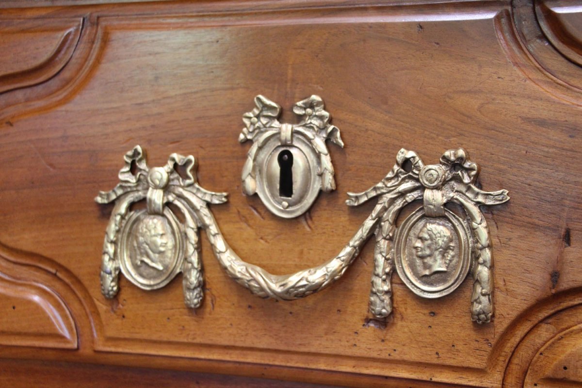 Commode Galbée En Noyer D’époque Louis XV-photo-3