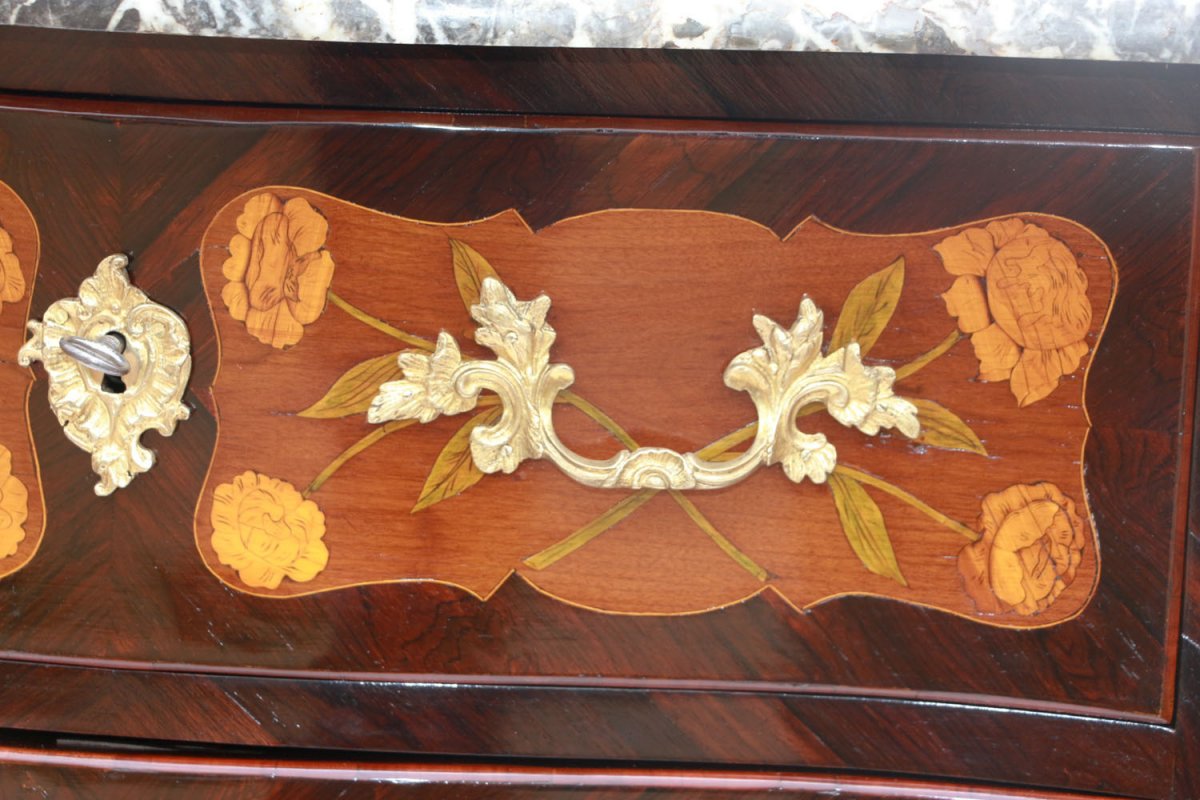 Louis XV Period "sauteuse" Commode-photo-3