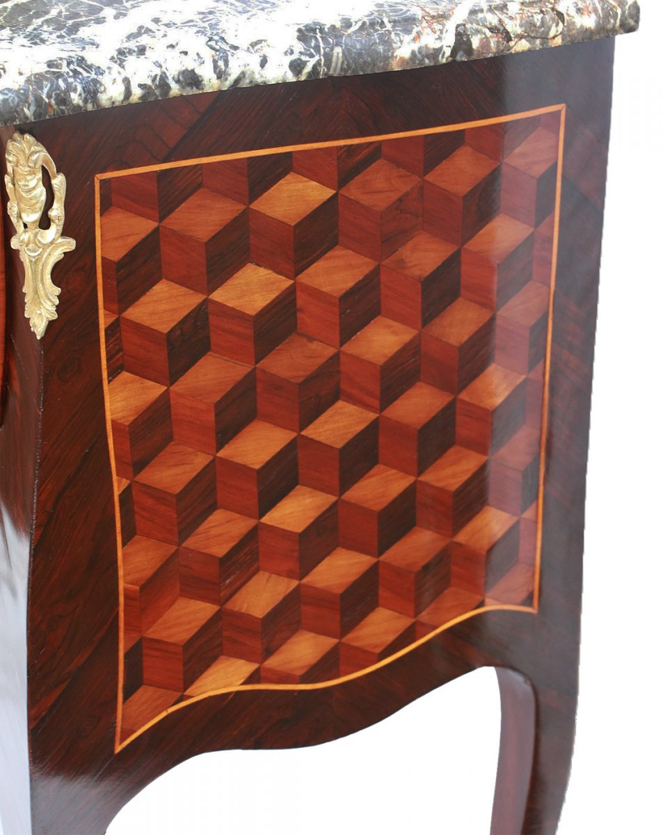 Louis XV Period "sauteuse" Commode-photo-1