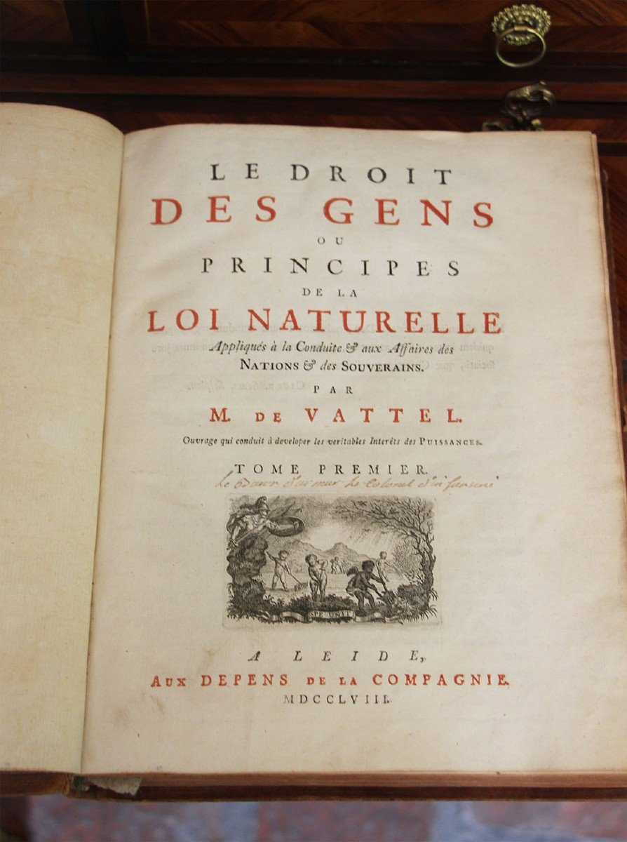 Le Droit Des Gens, Ou Principes De La Loi Naturelle, Vattel (emer De).‎ A Leyde 1758, 2 Tomes -photo-3