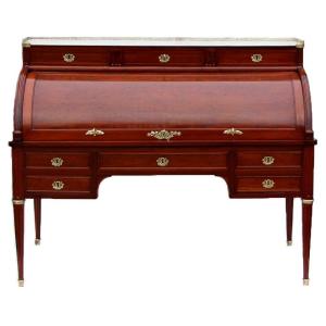 Large Cylinder Desk From The Louis XVI Period