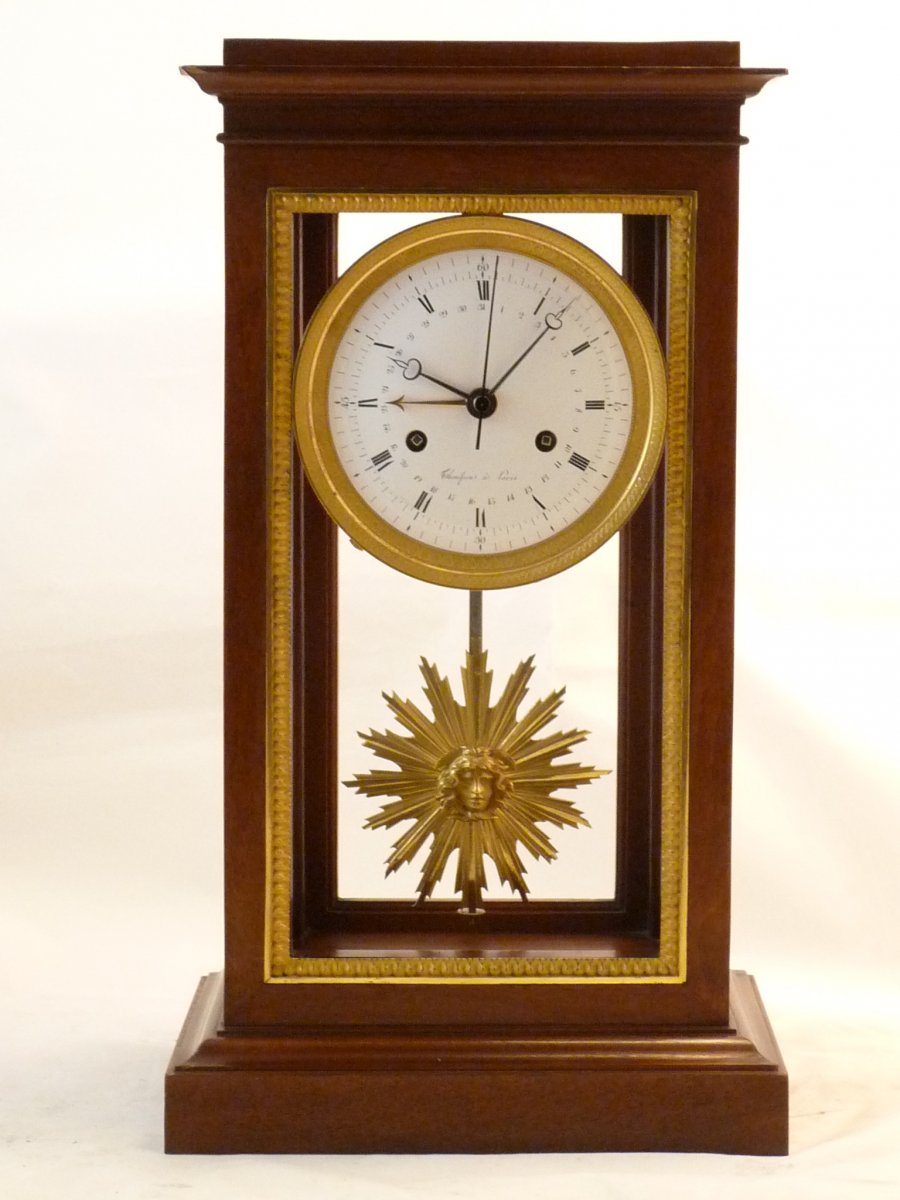 Regulateur En Acajou Et Bronze Dor&eacute; Sign&eacute; Thonissen