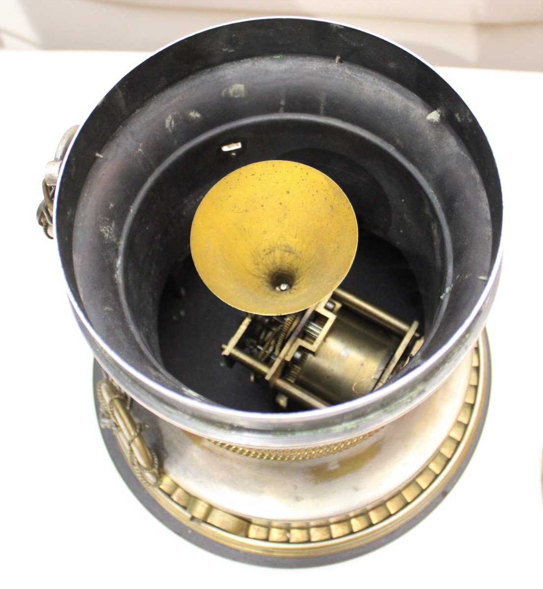 Clock In The Shape Of A Capstan -photo-2