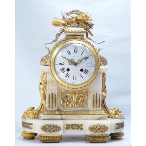 Raingo Frères, pendule de style Louis XVI onyx et bronze doré